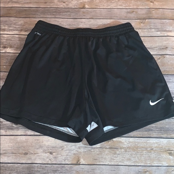 black nike dri fit shorts women's